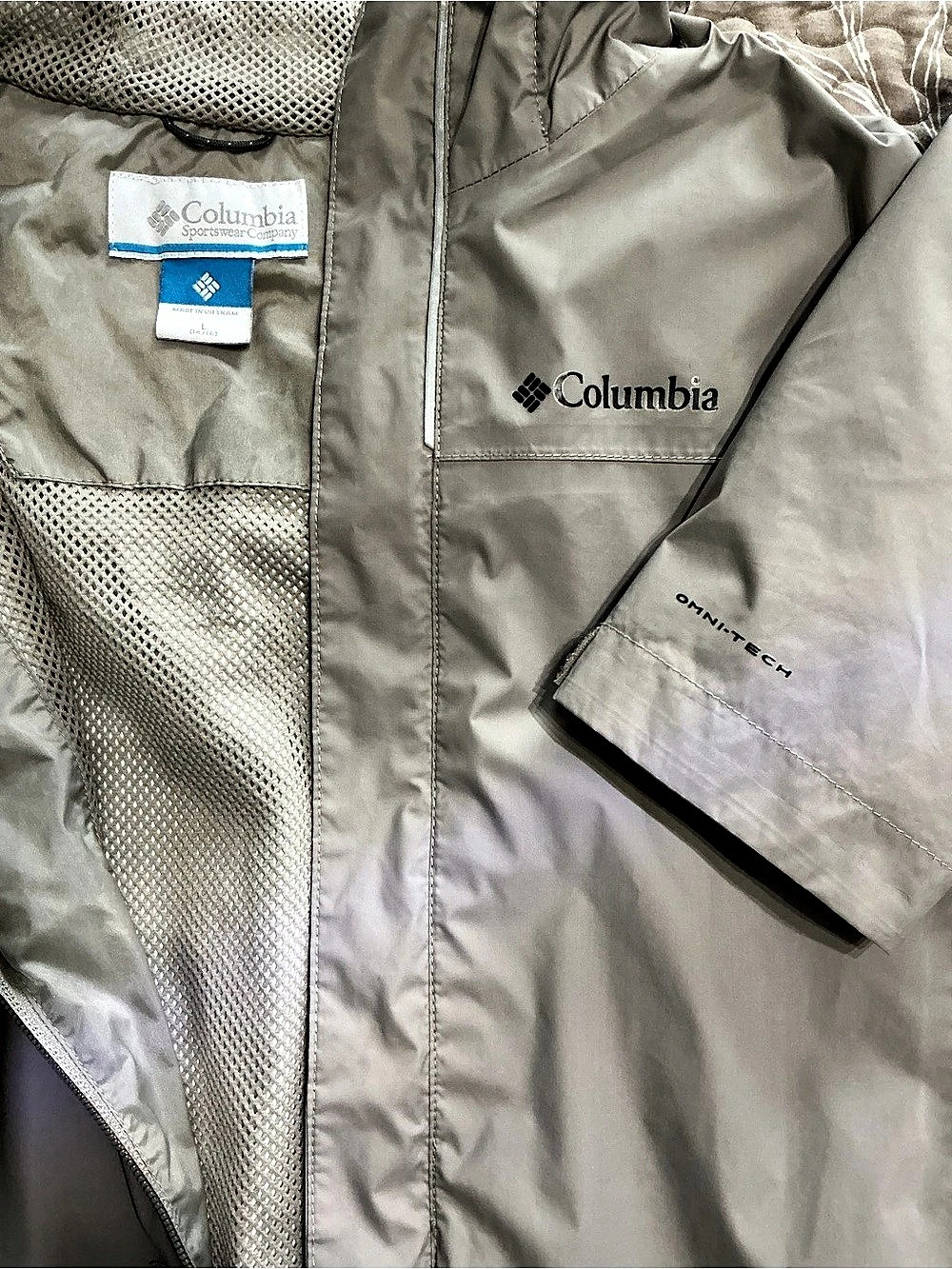 Kids Unisex Columbia Hooded Lightweight Jacket in Gray